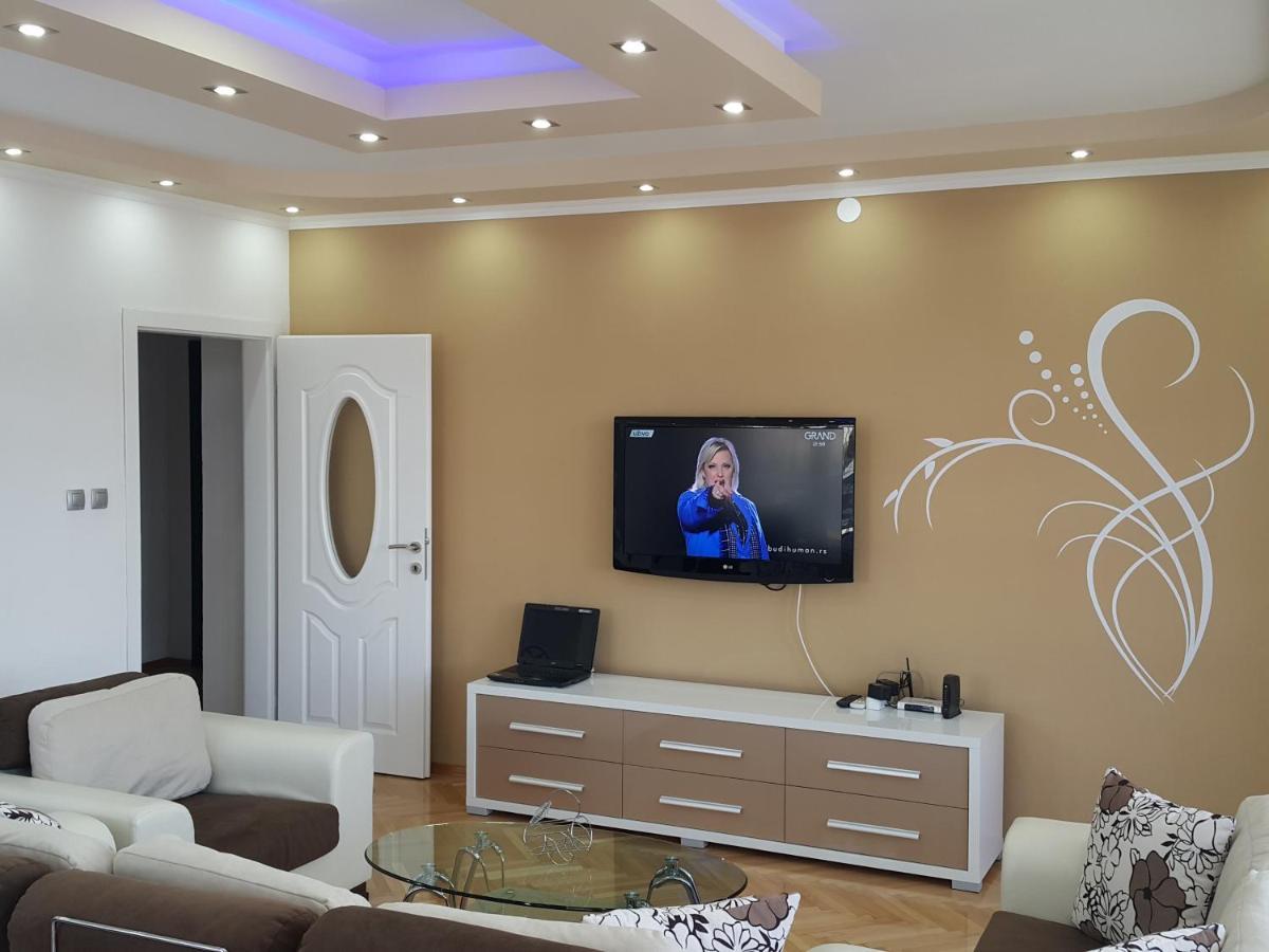 Snezana Apartment Ohrid Bagian luar foto